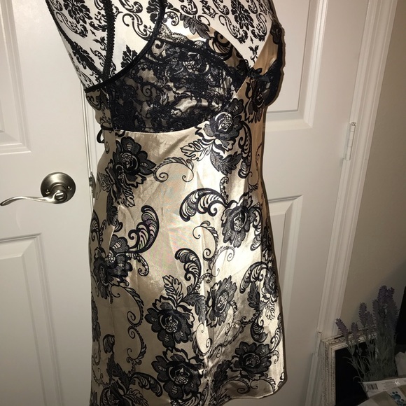 NWOT Apt 9 size small black Lacey style and taupe lingerie Sexy❤️❤️ - Picture 9 of 9